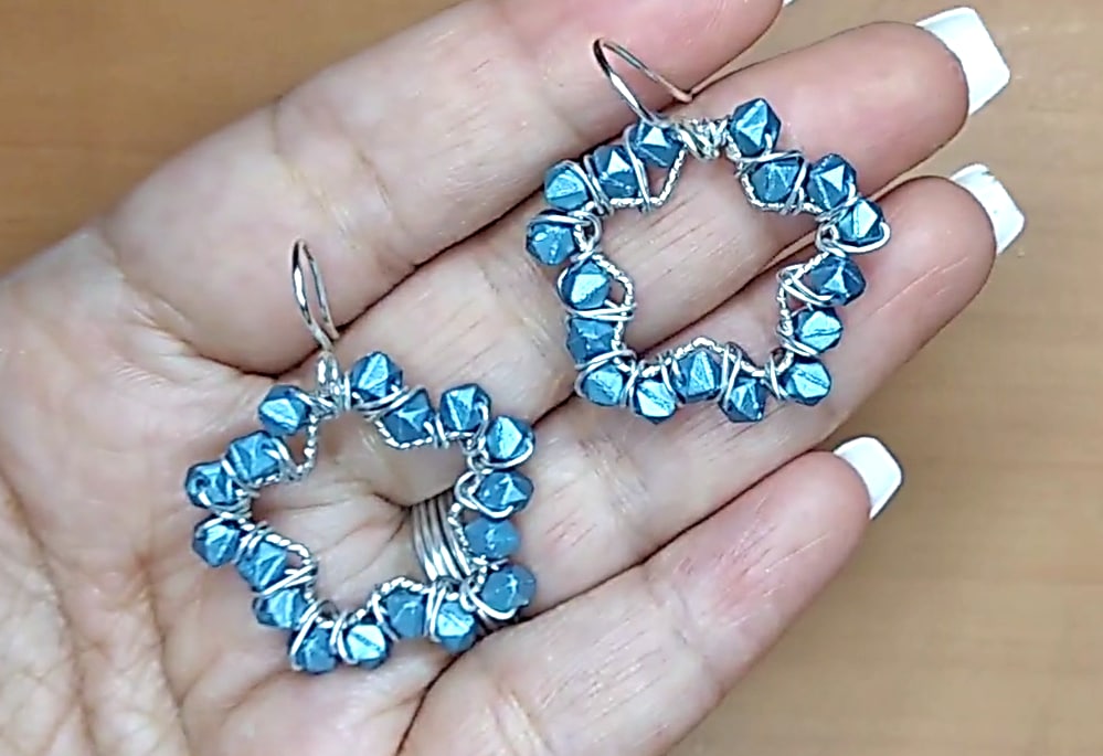 Earrings with Crystals from ScaraBeads Store by Maria del Carmen Usero García