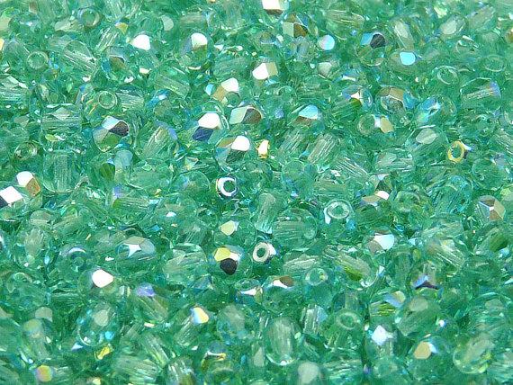 100 St. Fire Polished facettierte Glasperlen rund 4mm, Aqua AB hell, Tschechisches Glas