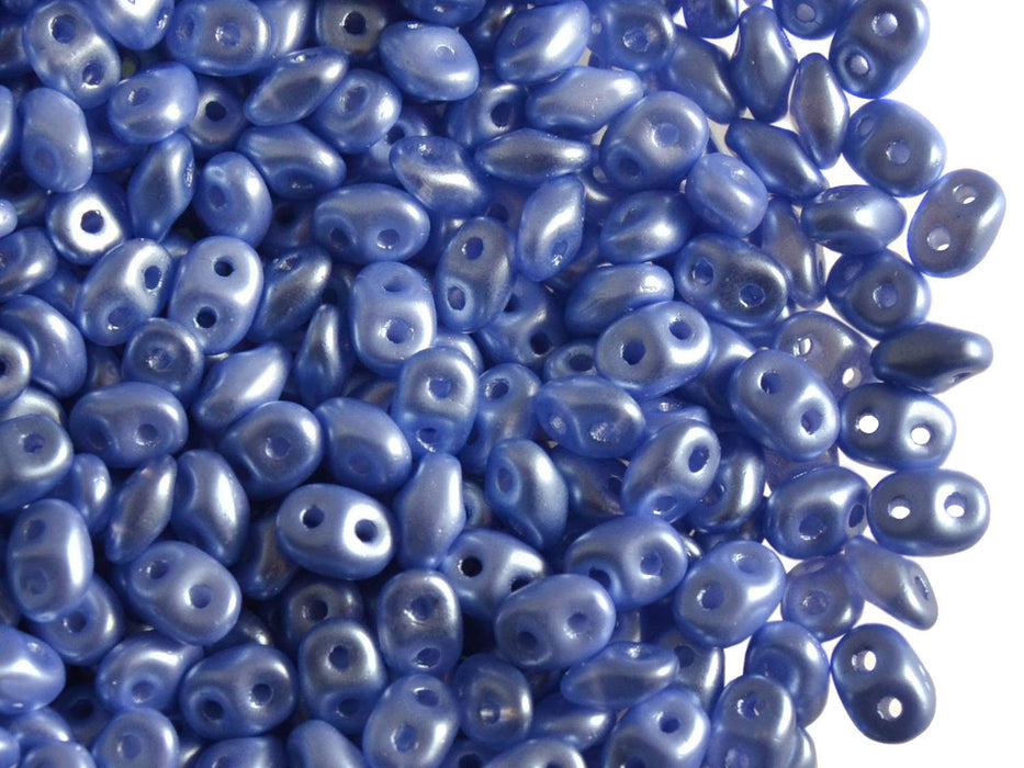 20 g SuperDuo Rocailles 2.5x5mm Zwei Löcher, Böhmisches Glas, Pastell Blau