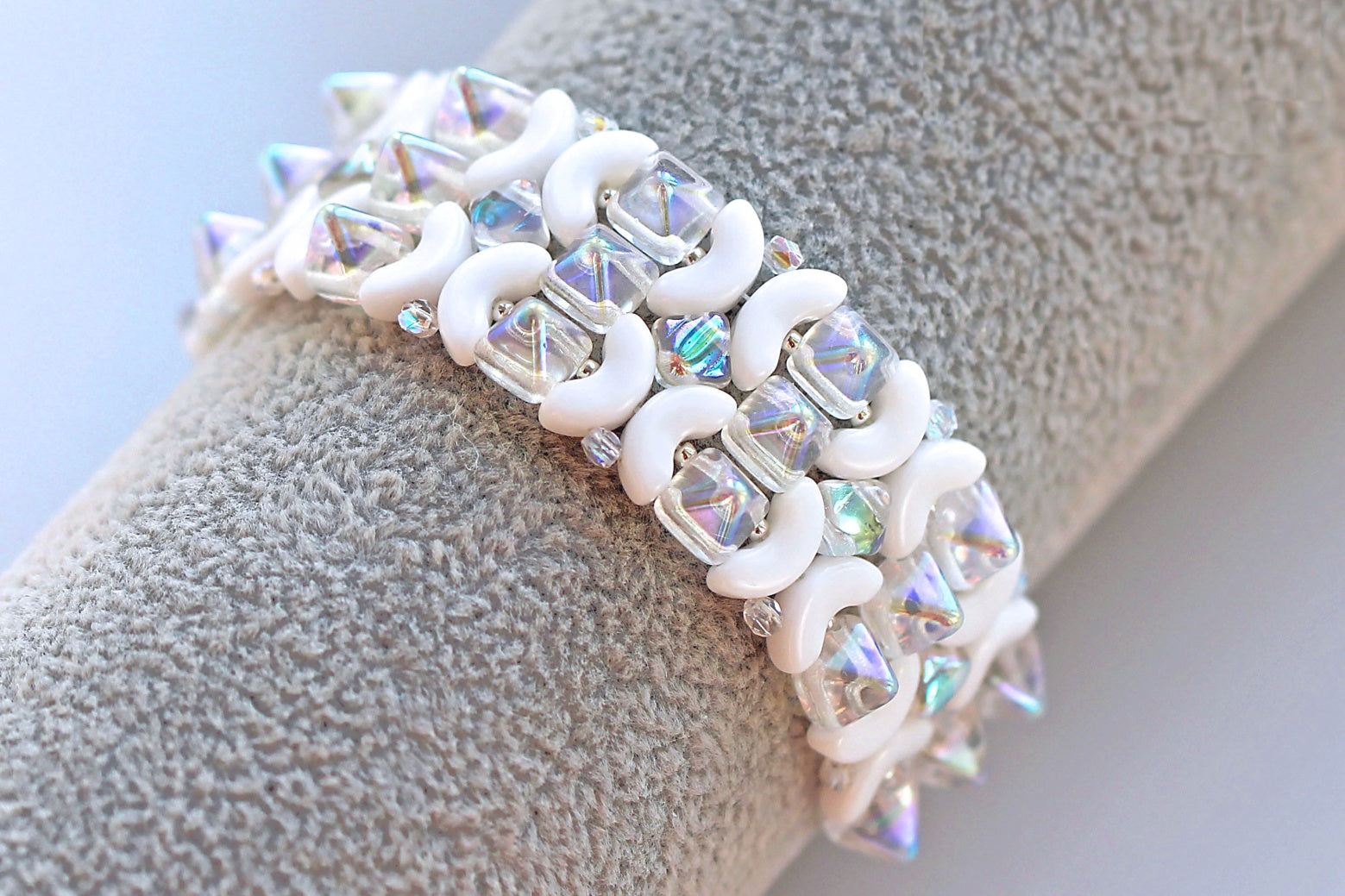 TUTORIAL BRACELET “SNOW QUEEN” (Free for SCARABEADS)