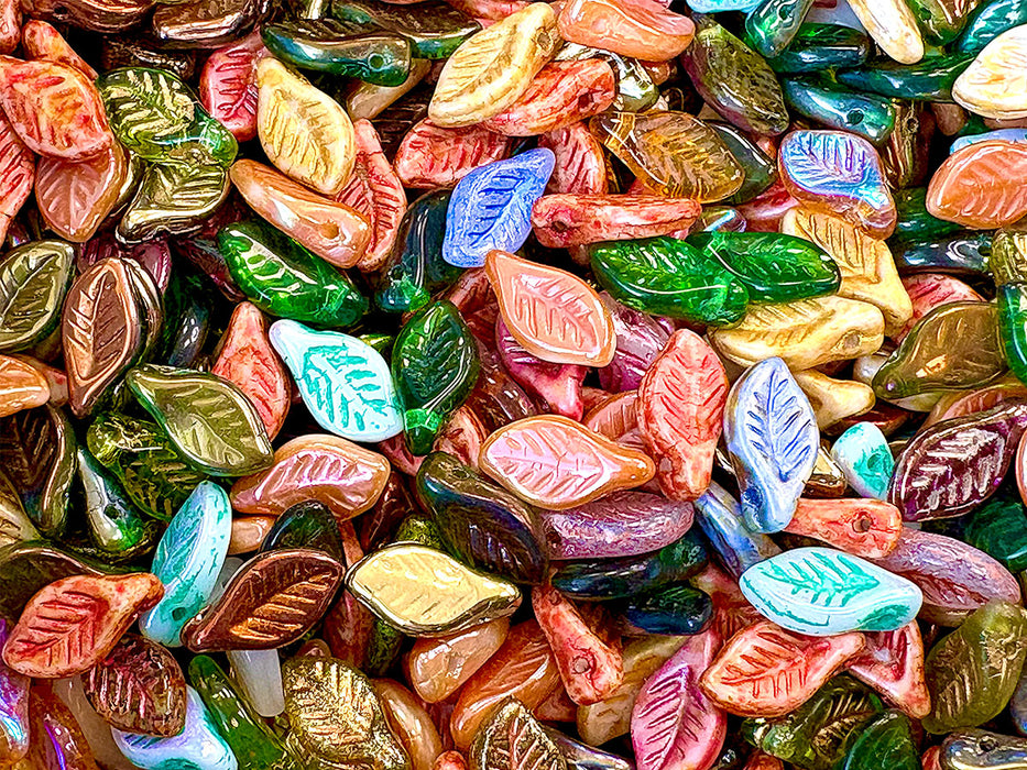 30 pcs Lorbeerblattperlen 6x12 mm, Mix, Tschechisches Glas (Bay Leaf Beads)