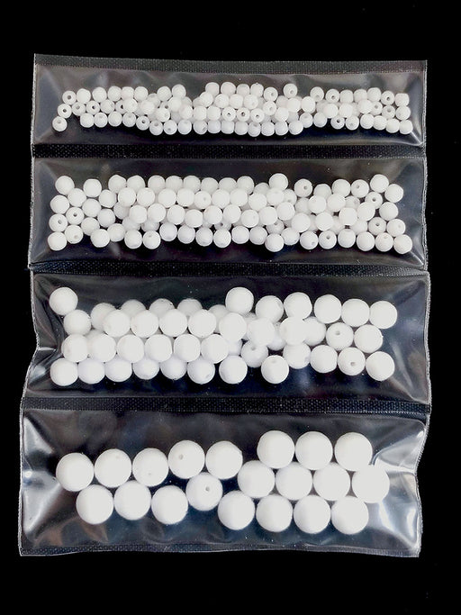 1 St. Runde Gepresste Perlen Set rund 3mm, 4mm, 6mm, 8mm, Kreideweiß, Tschechisches Glas