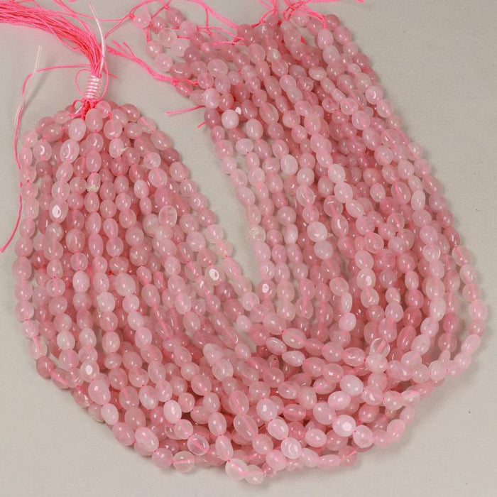 Edelsteinperlen 10x8 mm Quarz Rose Madagaskar Nugget Glatt  Farbe_Pink
