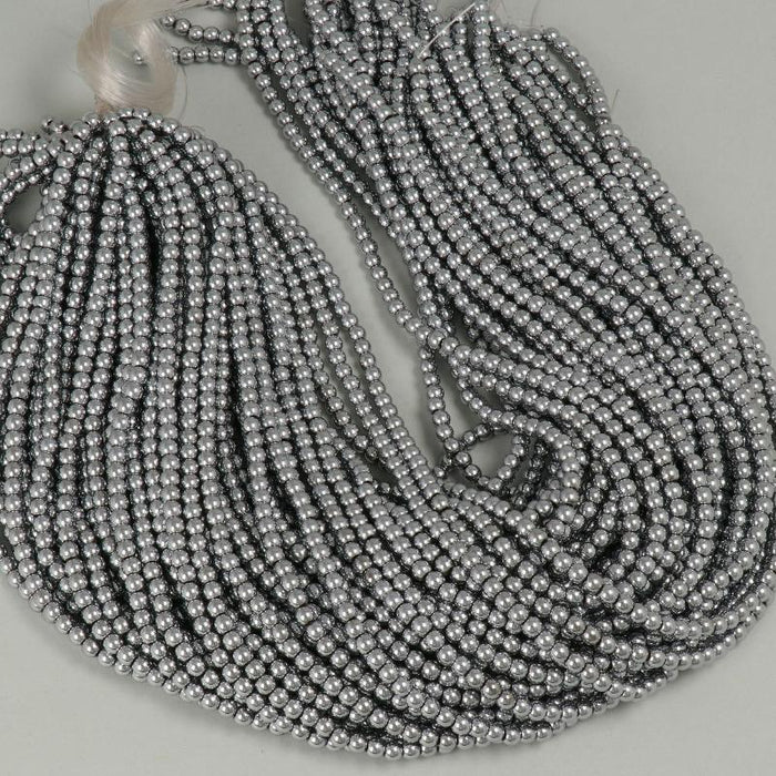 1 Strand 38/40 cm Edelsteinperlen 4 mm Hämatit Plattiert Rhodium Rund glatt  Farbe_Grey