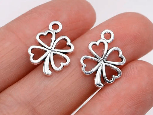 2 pcs Glücksklee-Charms mit vier Blütenblättern, 17 x 12 mm, Metall (Clover Charms Lucky Four Petals Clover )