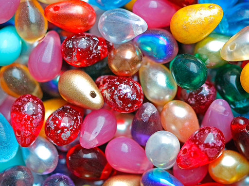 30 pcs Teardrop Perlen 6x9 mm, gemischte Farben, Tschechisches Glas (Teardrop Beads)