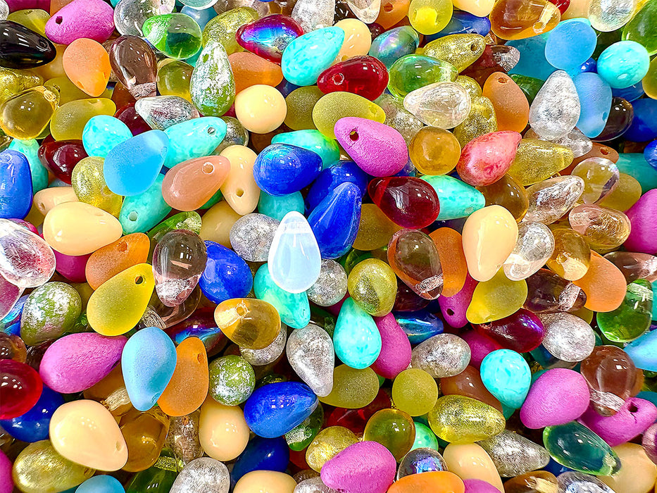 30 pcs Teardrop Perlen 6x9 mm, gemischte Farben, Tschechisches Glas (Teardrop Beads)