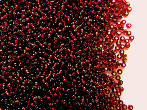 20 g 13/0 Rocailles Preciosa Ornela, Rot Rubin mit versilbertem Loch, Tschechisches Glas