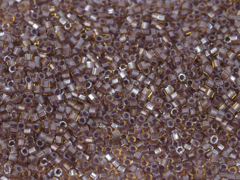 Delica Beads Cut 11/0 Funkelnd hell Amethyst mit Topaz gefärbtem Loch Japanische Glasperlen Miyuki Farbe_Purple Farbe_ Multicolored