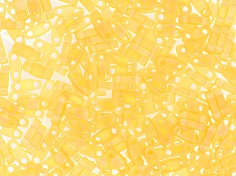 Quarter Tila™ Glasperlen 5x1.2x1.9 mm 2-Loch Transparent Helltopaz mattiert AB Japanische Glasperlen Miyuki Farbe_Yellow
