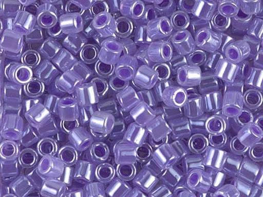 Delica Rocailles 8/0 Kristall mit lila gefärbtem Loch Japanische Glasperlen Miyuki Farbe_Purple