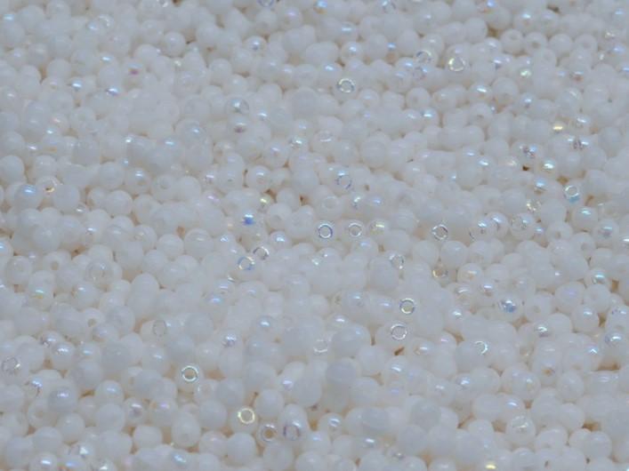 Runde Perlen 2 mm Alabaster AB Tschechisches Glas  Farbe_White Farbe_ Multicolored