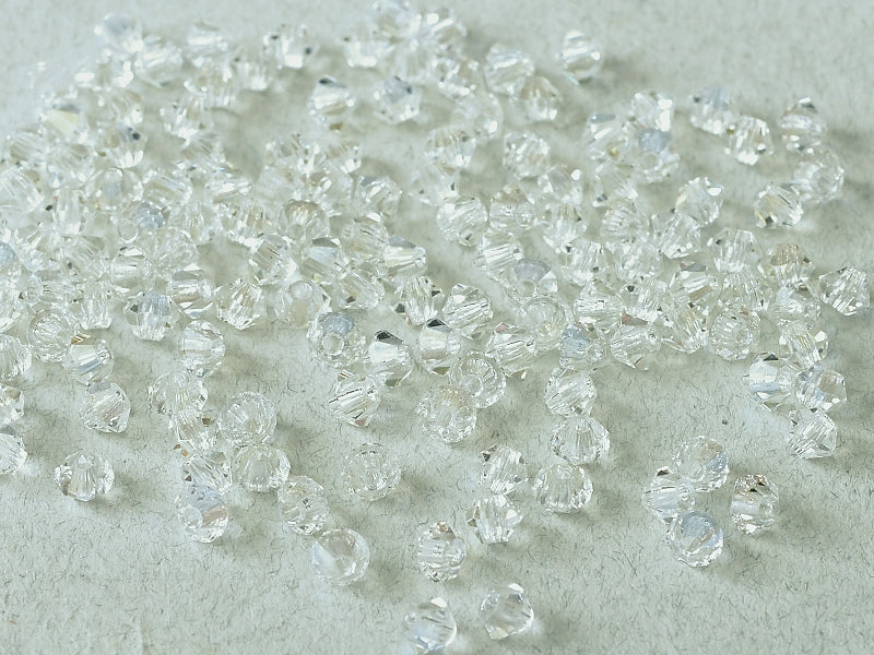 MC (machine cut) Perlen 3 mm Kristall Argentinisch Fackel Tschechisches Glas Farbe_Silver