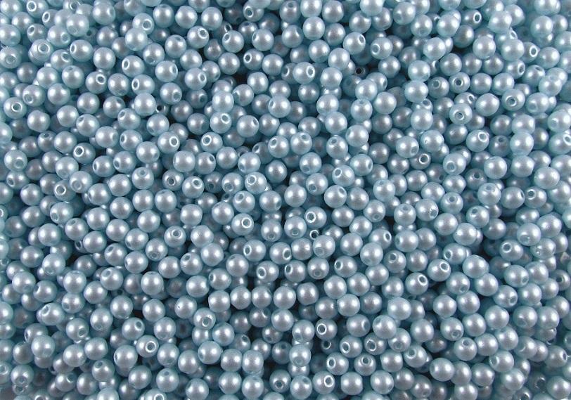 100 St. Runde Gepresste Perlen 3mm, Böhmisches Glas,Alabaster Pastell Hellblau