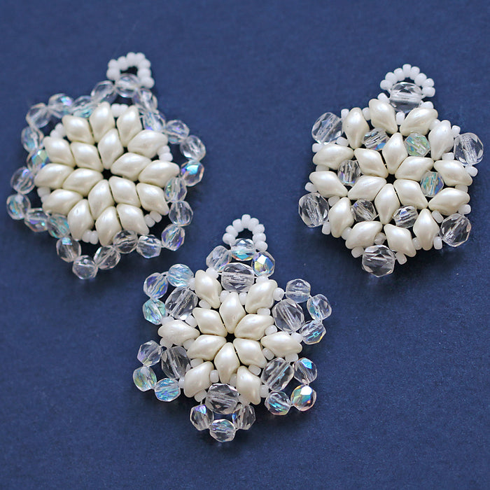 Exklusives Perlen-SET „3 Schneeflocken“ (Perlenschmuckherstellung zum Selbermachen), Weiß