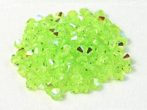 144 pcs MC (machine cut) Perlen 4 mm Limettenzapfen AB Tschechisches Glas Farbe_Green Farbe_ Multicolored