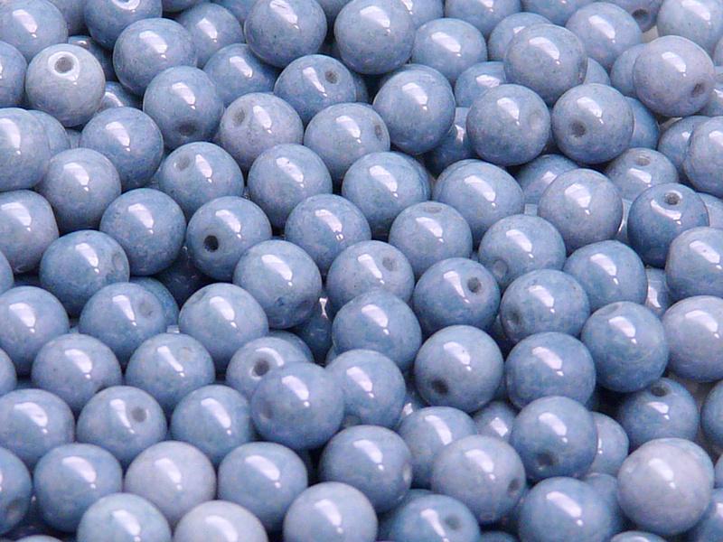50 St. Runde Gepresste Perlen 6mm, Böhmisches Glas, Weiß Kreide Blau Luster