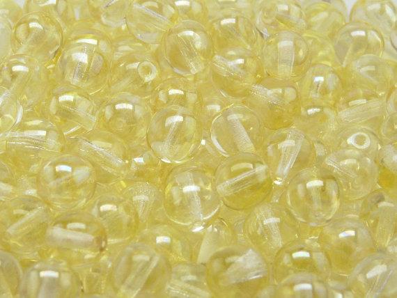 25 St. Runde Gepresste Perlen 8mm, Böhmisches Glas, Kristall Gelb Lustre