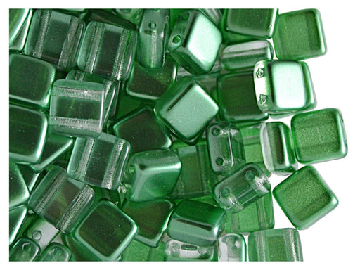 40 St. Tile Perle Perlen 6x6x3,2mm Zwei Löcher, Böhmisches Glas, Grün