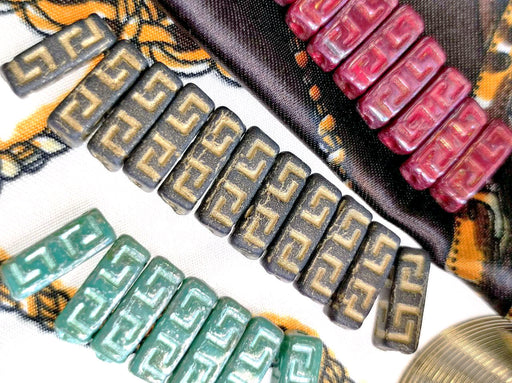 15 pcs Keltische Blockperlen 15x5 mm, Schwarz Matte Dunkel Gold Metallic, Tschechisches Glas (Celtic Block Beads)