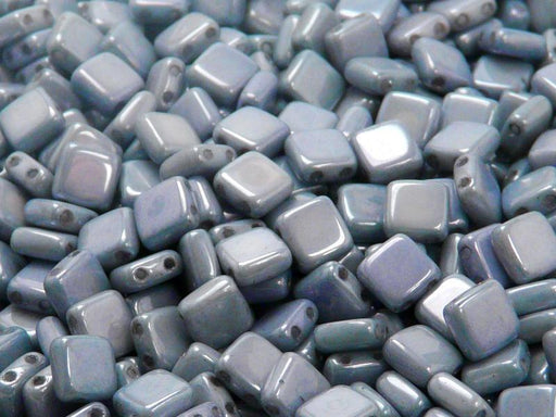 40 St. Tile Gepresste Perlen 6x6x2,9 mm Zwei Löcher, Böhmische Glas, Weiß Kreide Blau Luster