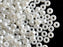 50 St. Pony Gepresste Perlen, Walze 5,5 mm im Durchmesser mit einem Loch von 2 mm, Böhmisches Glas, Pastell Weiß