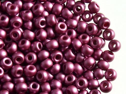 50 St. Pony Gepresste Perlen, Walze 5,5 mm im Durchmesser mit einem Loch von 2 mm, Böhmisches Glas, Pastell Burgund