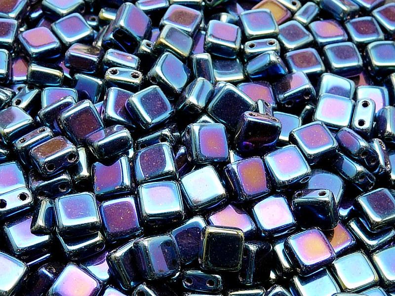 40 St. Tile Gepresste Perlen 6x6x2,9 mm Zwei Löcher, Böhmische Glas, Jet Blau Iris